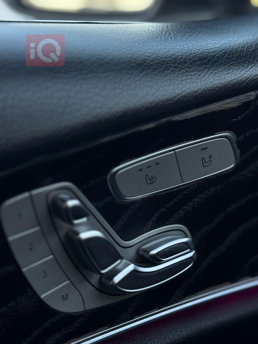 مرسيدس بنز E-Class